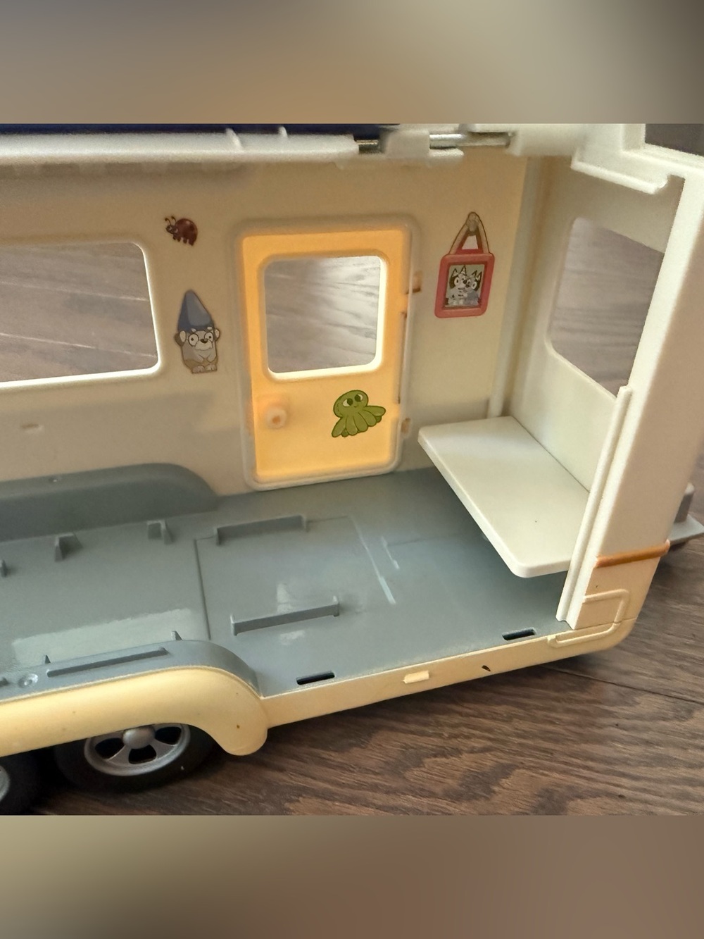 Disney Bluey Camping Playset W/ Car Camper Figures Tent Surf boards - Picture 13 of 16